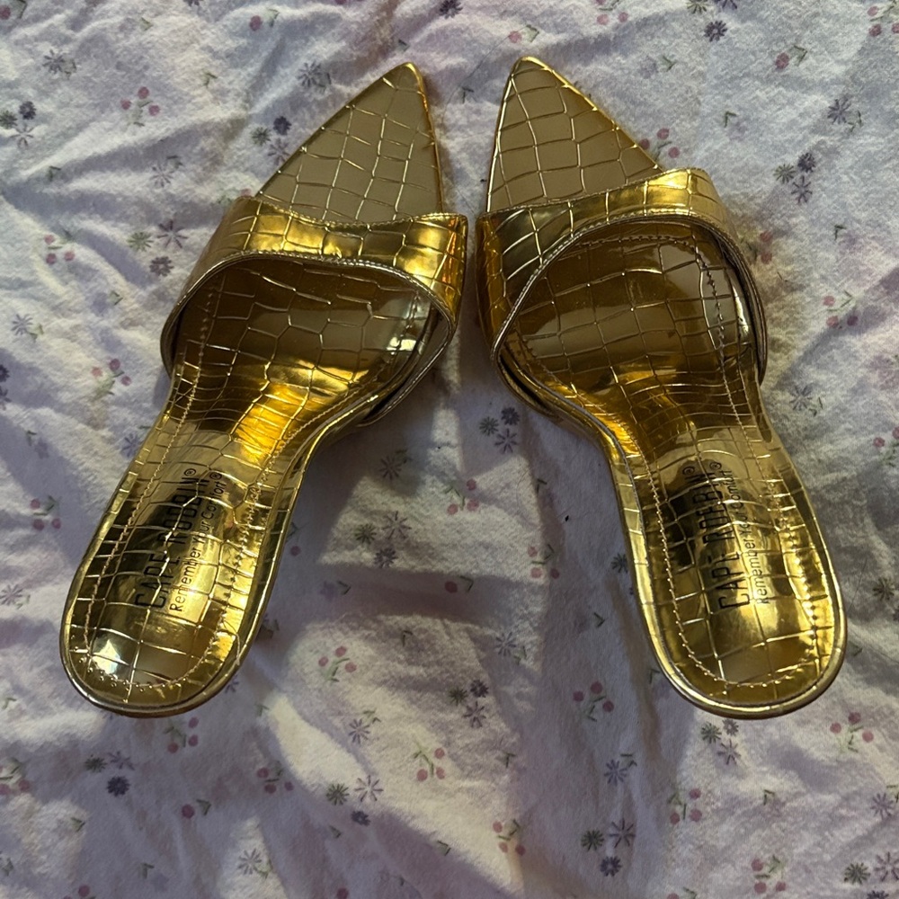 Gold Croc-Embossed Women's Slide Sandals